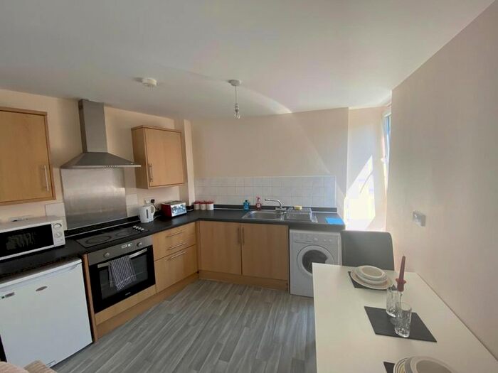 2 Bedroom Flat To Rent In Market Street Lane, Blackburn, BB2