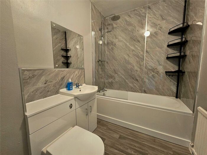 2 Bedroom Terraced House To Rent In Gordon Grove, Nottingham, NG7