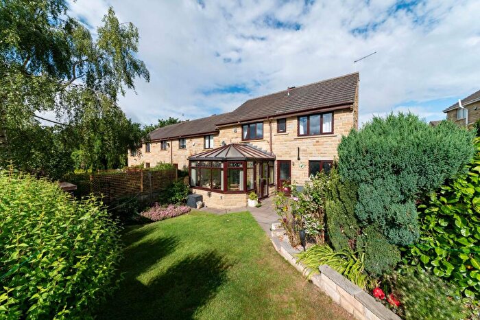 4 Bedroom End Of Terrace House For Sale In Elder Mews, Shelley, HD8