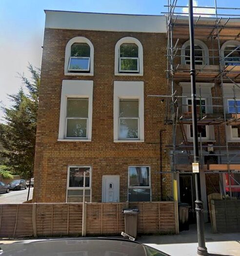 2 Bedroom Flat To Rent In Urswick Road, London, E9