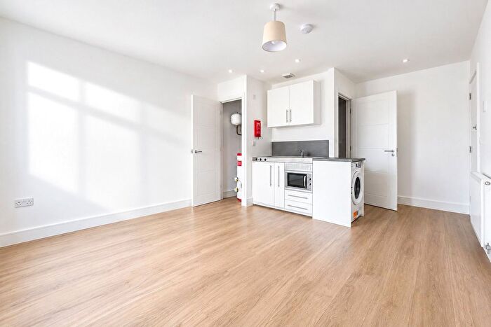 Studio To Rent In Elizabeth Way, Harlow, Essex, CM19