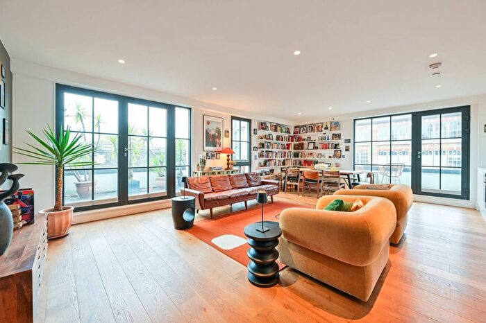 1 Bedroom Flat To Rent In Koops Mill Mews, Bermondsey, London, SE1