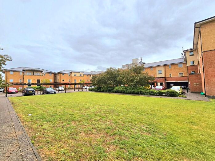 2 Bedroom Flat To Rent In Orton Grove, Enfield, EN1