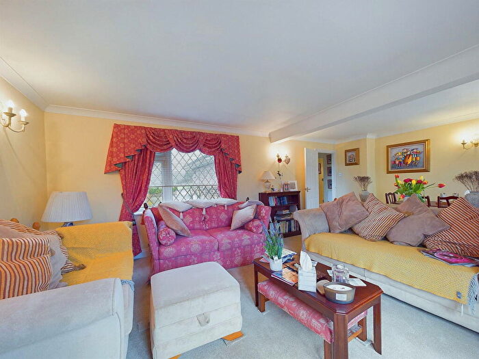 2 Bedroom Detached Bungalow For Sale In The Heights, Findon Valley, Worthing, BN14