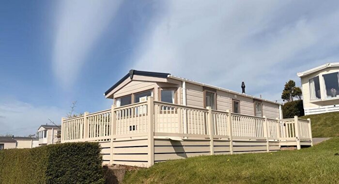 2 Bedroom Caravan For Sale In Delta Bromley Holiday Caravan, Tamar View Holiday Park, St. Anns Chapel, Gunnislake, Cornwall, PL17