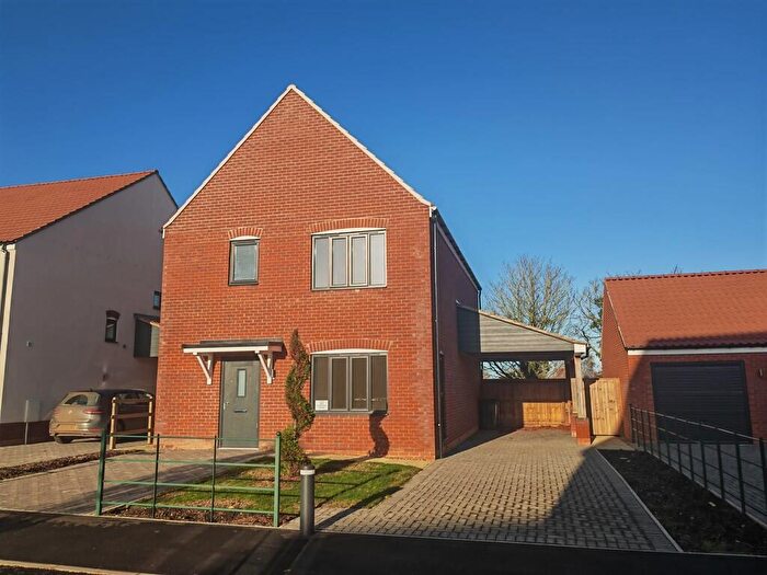 4 Bedroom Detached House To Rent In Bakers Way, Docking, King's Lynn, PE31