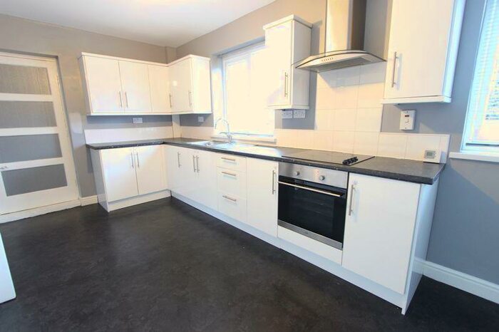 3 Bedroom Semi-Detached House To Rent In Palmstead Road, Pennywell, Sunderland, SR4