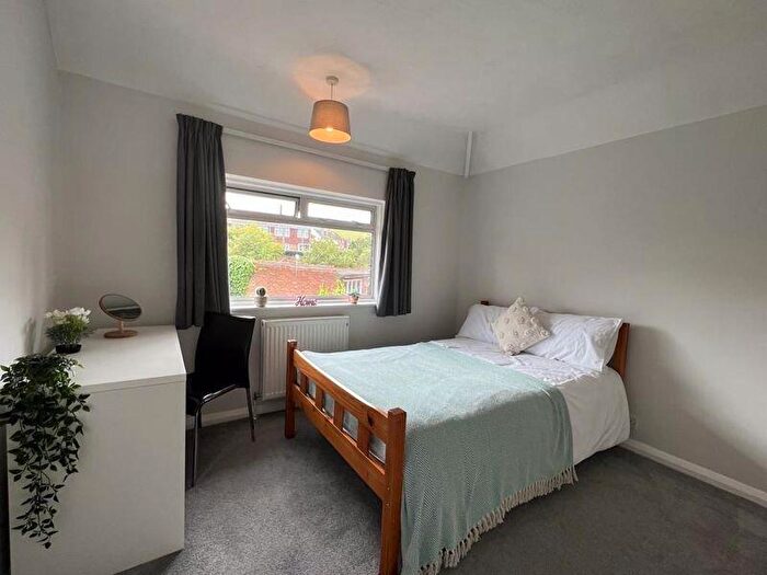 6 Bedroom Semi-Detached House To Rent In Hawkhurst Road, Brighton, BN1