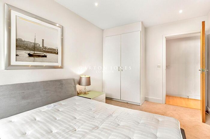1 Bedroom Apartment For Sale In Warwick Building, Queenstown Road, London, SW11