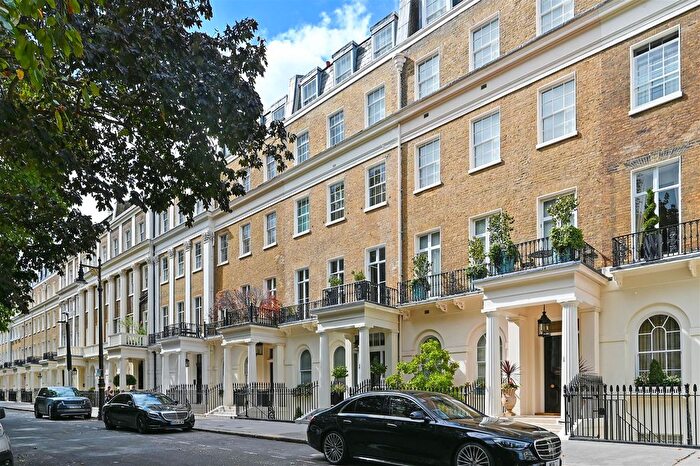 3 Bedroom Flat For Sale In Eaton Square, Belgravia, SW1W