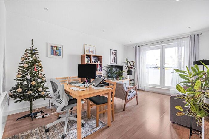 1 Bedroom Apartment For Sale In Iceland Wharf, Yeoman Street, London, SE8