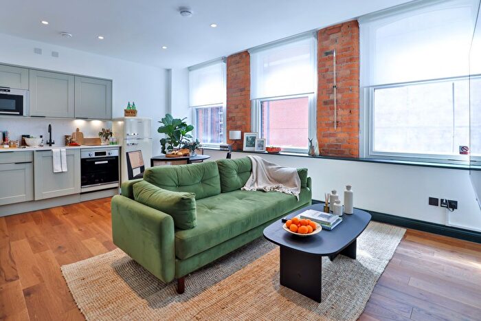 1 Bedroom Flat To Rent In Dantzic Street, Manchester, M4