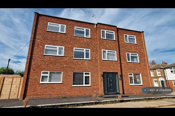 2 Bedroom Flat To Rent In Marsh House, Whitstable, CT5