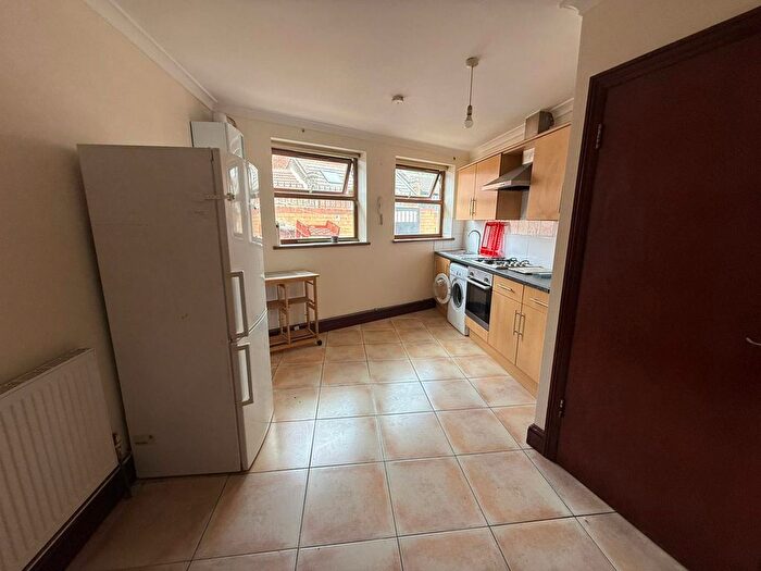 1 Bedroom Flat To Rent In Telegraph Mews, Ilford, IG3