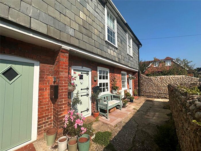 2 Bedroom Terraced House To Rent In Mead Lane, Farnham, Surrey, GU9