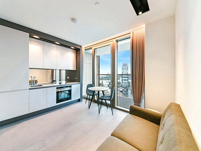 Studio To Rent In One Park Drive, Canary Wharf, London, E14