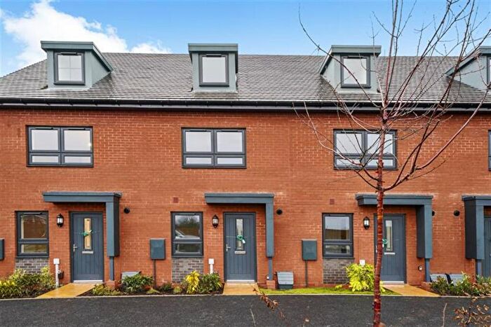 3 Bedroom Terraced House To Rent In Bedroom Terraced House In White Lias Way, Lighthorne, CV33