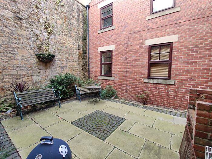 2 Bedroom Apartment To Rent In Brewery Stables, Blandford Square, Newcastle Upon Tyne, NE1