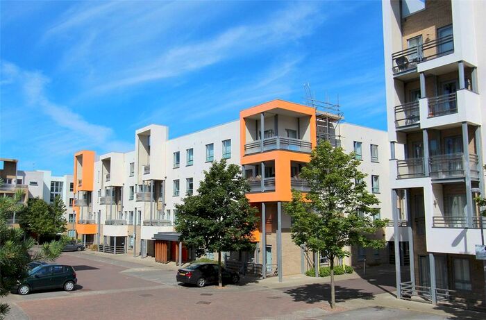 2 Bedroom Flat To Rent In Glenalmond Avenue, Cambridge, CB2