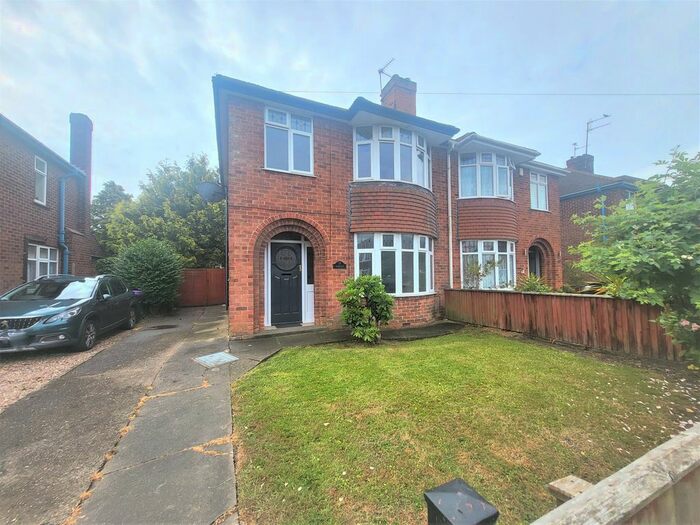 3 Bedroom Semi-Detached House To Rent In Pilgrim Road, Boston, PE21