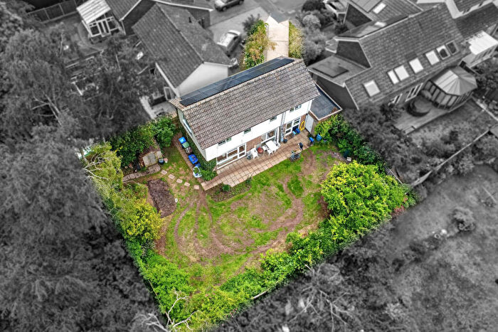 4 Bedroom Detached House For Sale In Southwold, Bracknell, RG12