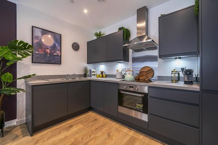 2 Bedroom Flat To Rent In Sextons Road, Bishop's Stortford, CM23