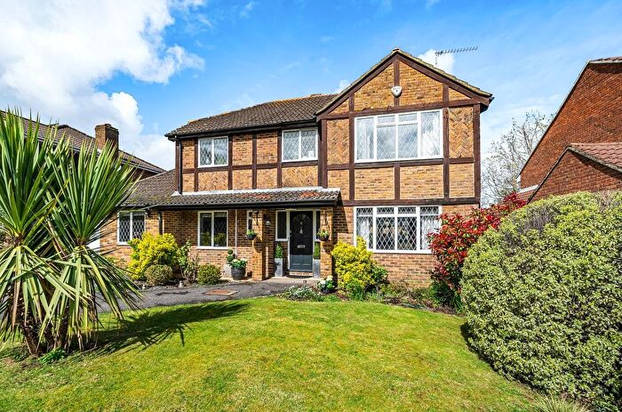 4 Bedroom Detached House For Sale In Merrow, Guildford, Surrey, GU4