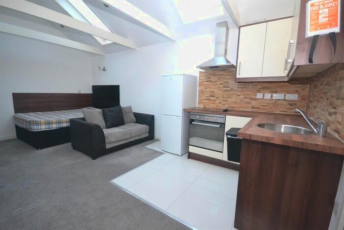 Studio To Rent In Carey Street, Reading, RG1