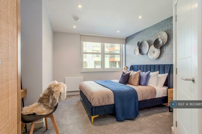 2 Bedroom Flat To Rent In Richmond Hill, Bournemouth, BH2