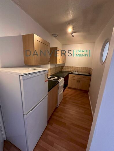 1 Bedroom Penthouse To Rent In Blackthorn Drive, Leicester, LE4