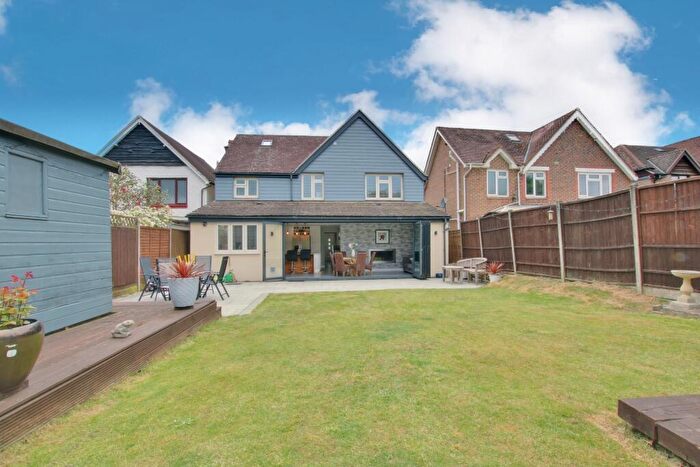 5 Bedroom Detached House For Sale In Nursling, Southampton, SO16