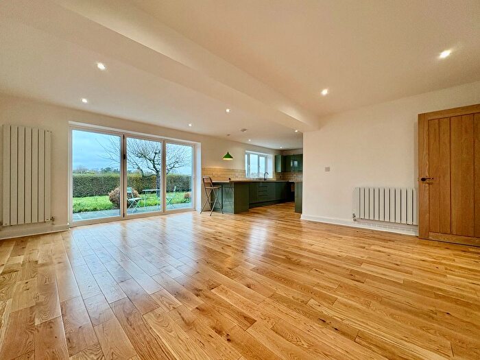 3 Bedroom Flat To Rent In Widford Road, Hunsdon, Ware, SG12