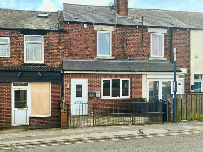 1 Bedroom Flat To Rent In Midland Road, Royston, Barnsley, South Yorkshire, S71