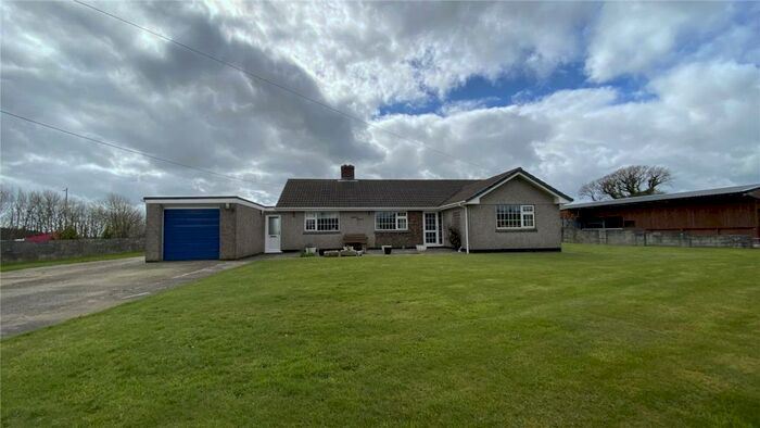 3 Bedroom Bungalow For Sale In Liskeard, Cornwall, PL14