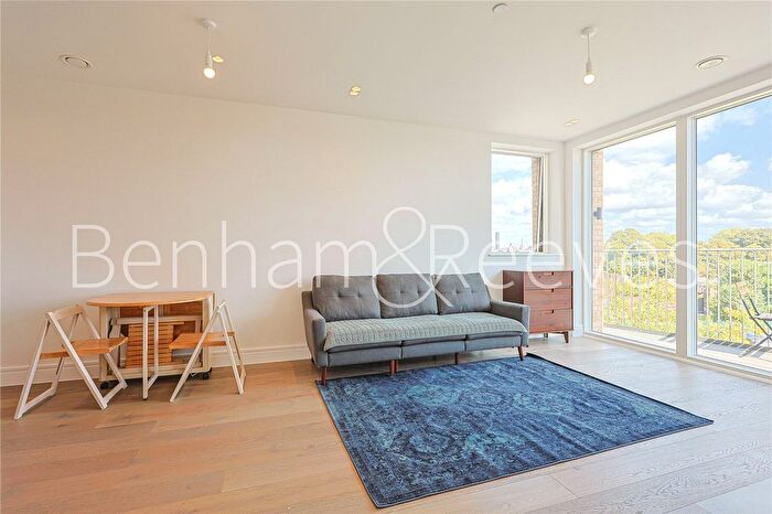 1 Bedroom Flat To Rent In Acton Lane, London, W4