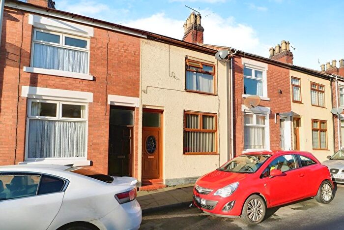 3 Bedroom Terraced House To Rent In Stanley Street, Stoke-On-Trent, Staffordshire, ST6