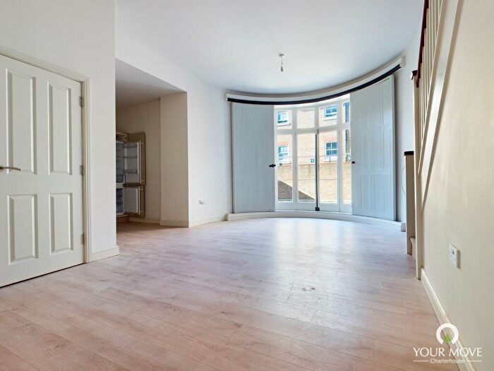 2 Bedroom Maisonette To Rent In Queen Street, Ramsgate, Kent, CT11