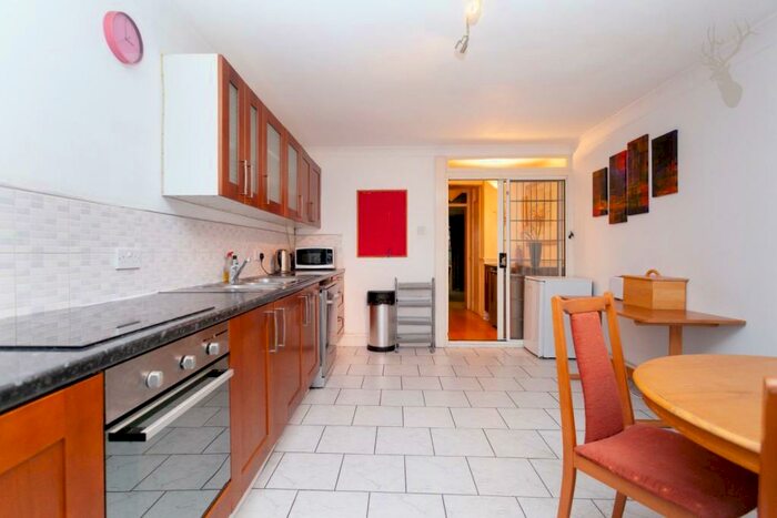 2 Bedroom Apartment To Rent In Stileman House, Ackroyd Drive, London, E3