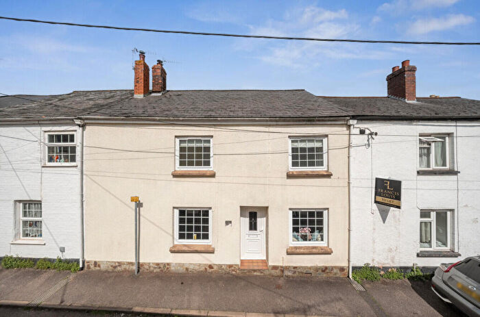 4 Bedroom Terraced House For Sale In New Street, Cullompton, EX15