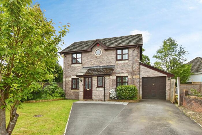 3 Bedroom Detached House For Sale In Llys Y Deri, Hopkinstown, Ammanford, Carmarthenshire, SA18