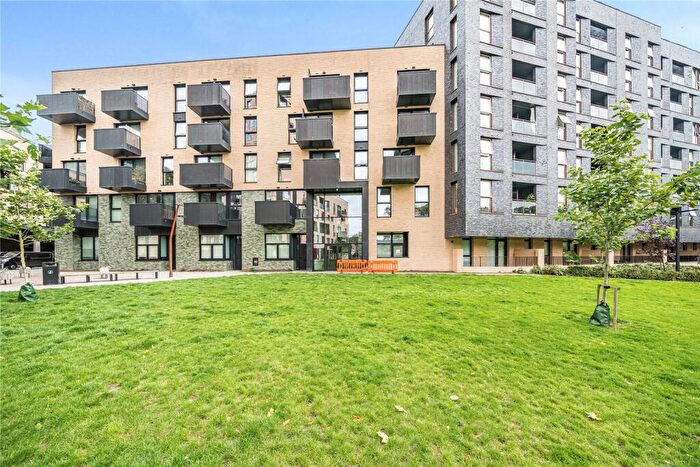 1 Bedroom Apartment To Rent In Burgess Springs, Chelmsford, CM1