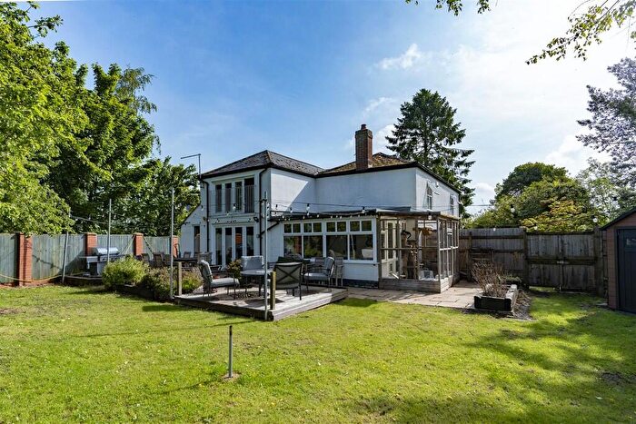4 Bedroom Detached House For Sale In Seas End Road, Moulton Seas End, PE12