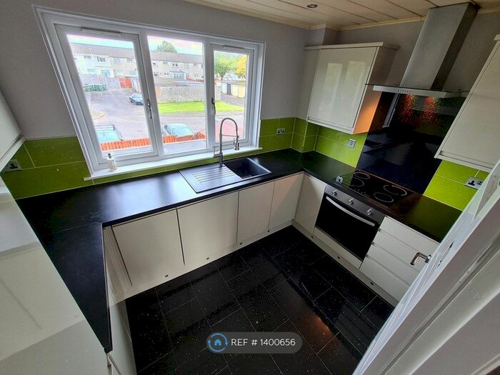 2 Bedroom Flat To Rent In Tanar Way, Renfrew, PA4