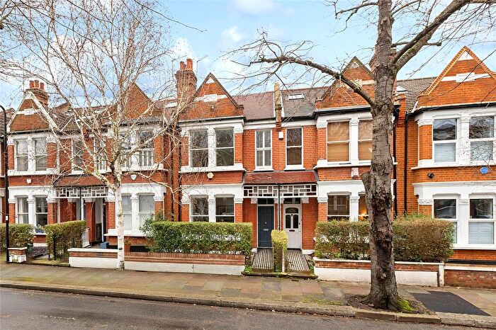 3 Bedroom Terraced House For Sale In Fielding Road, London, W4
