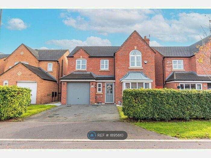 4 Bedroom Detached House To Rent In Edgewater Place, Warrington, WA4