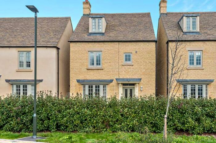 4 Bedroom Detached House To Rent In Gardner Way, Cirencester, GL7