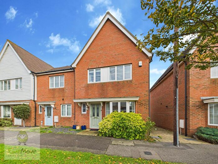 3 Bedroom End Of Terrace House For Sale In Bells Lane, Hoo St. Werburgh, Rochster, ME3