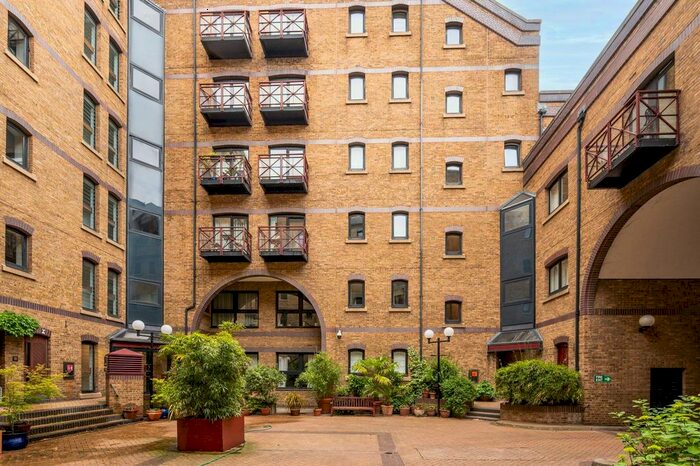 1 Bedroom Flat To Rent In Mill Street, Shad Thames, London, SE1
