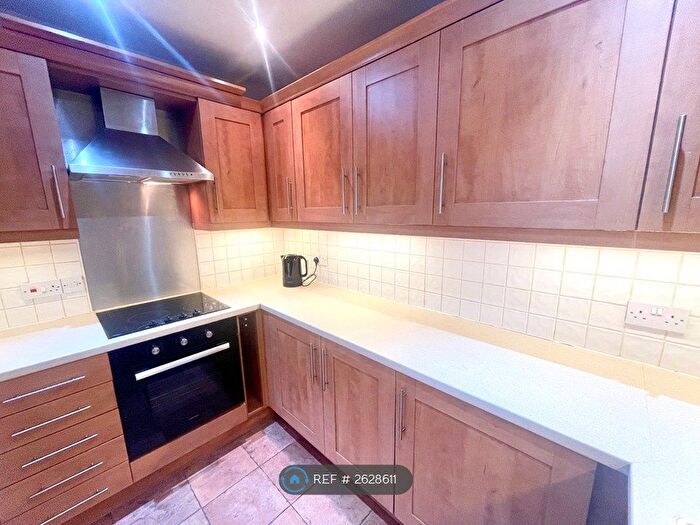 2 Bedroom Flat To Rent In Edward Street, Nuneaton, CV11
