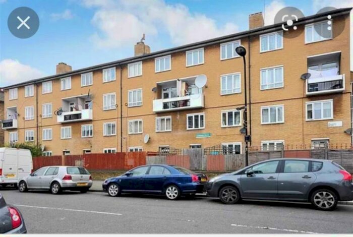 2 Bedroom Maisonette To Rent In Lauriston Road, Hackney, E9